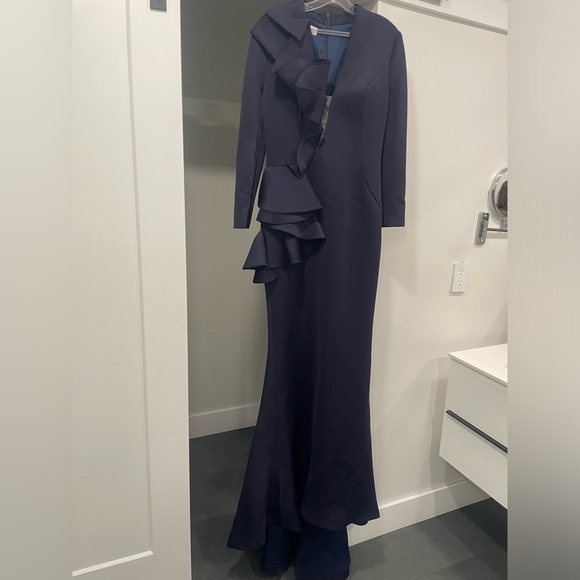 Navy blue evening gown. Size 12. - Picture 2 of 3